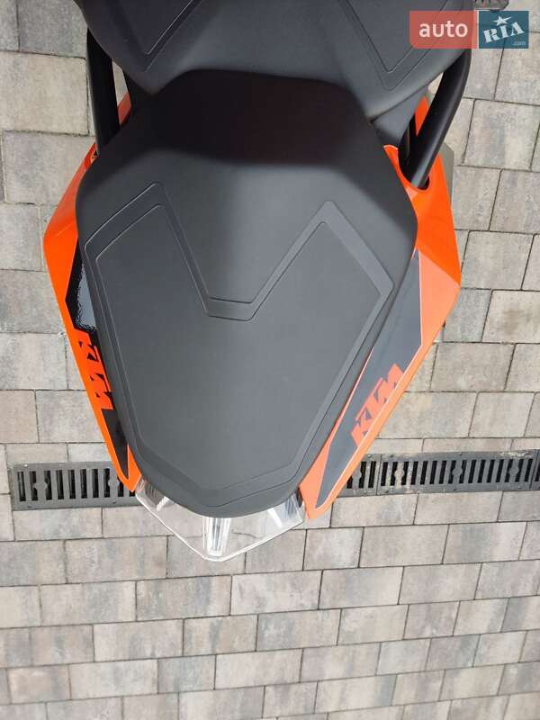 Мотоцикл Без обтекателей (Naked bike) KTM 390 Duke 2023 в Львове фото 12 Мотоцикл Без обтекателей (Naked bike) KTM 390 Duke 2023 в Львове