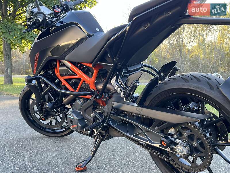 Мотоцикл Без обтікачів (Naked bike) KTM 390 Duke 2023 в Києві фото 6 Мотоцикл Без обтікачів (Naked bike) KTM 390 Duke 2023 в Києві