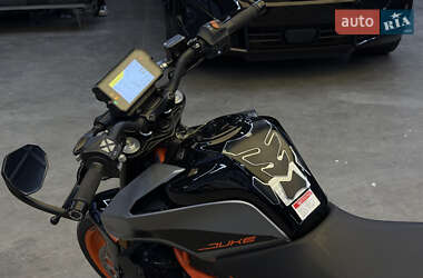 Мотоцикл Без обтікачів (Naked bike) KTM 390 Duke 2021 в Чернівцях