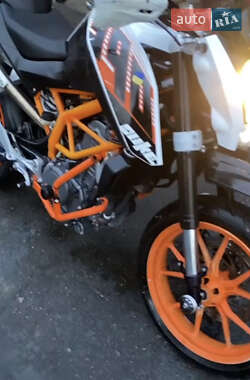 Мотоцикл Без обтекателей (Naked bike) KTM 390 Duke 2014 в Киеве