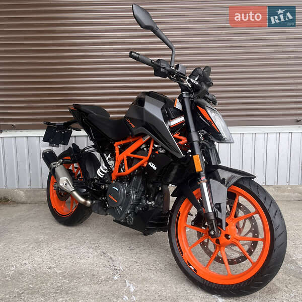 KTM 390 Duke 2023