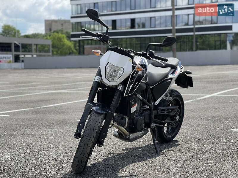 Інший мототранспорт KTM 690 Duke 2017 в Києві