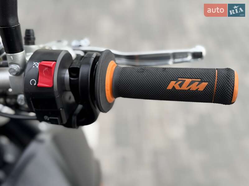 Мотоцикл Без обтекателей (Naked bike) KTM 690 Duke 2010 в Ровно