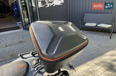 Мотоцикл Многоцелевой (All-round) KTM 690 Enduro 2022 в 