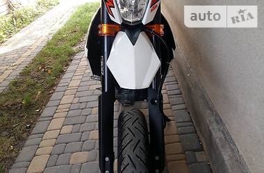 Мотоцикл Супермото (Motard) KTM 690 Supermoto 2016 в Снятині