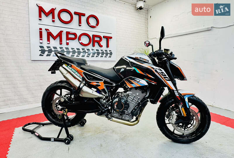 Спортбайк KTM 790 Duke 2019 в 
