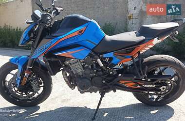 Мотоцикл Без обтекателей (Naked bike) KTM 890 Duke 2021 в 