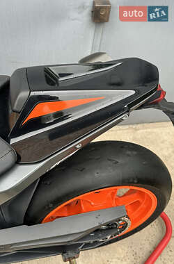 Мотоцикл Без обтікачів (Naked bike) KTM 890 Duke 2020 в 