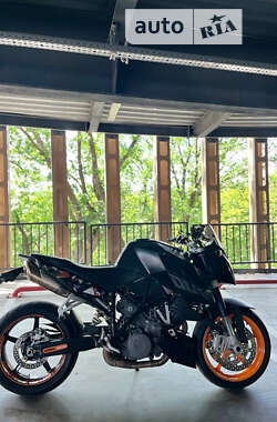 Мотоцикл Без обтекателей (Naked bike) KTM 990 Super Duke 2009 в 