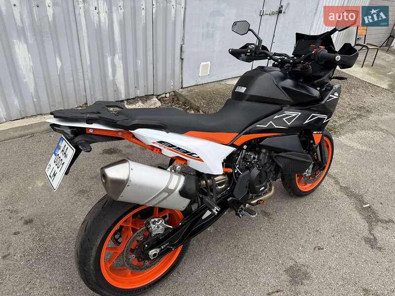 Мотоцикл Супермото (Motard) KTM Adventure 2023 в Киеве фото 4 Мотоцикл Супермото (Motard) KTM Adventure 2023 в Киеве