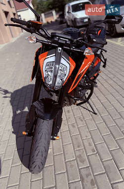 Мотоцикл Многоцелевой (All-round) KTM Duke 790 2019 в 