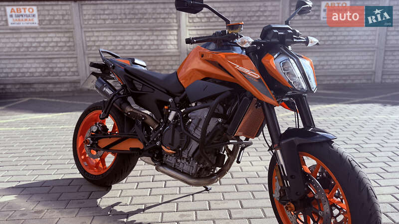 Мотоцикл Многоцелевой (All-round) KTM Duke 790 2019 в Ровно фото 6 Мотоцикл Многоцелевой (All-round) KTM Duke 790 2019 в Ровно