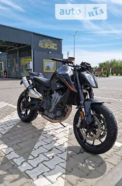 Мотоцикл Без обтекателей (Naked bike) KTM Duke 990 2021 в Виннице