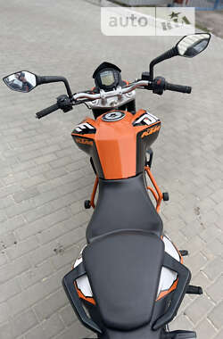 Мотоцикл Без обтікачів (Naked bike) KTM Duke 2012 в 