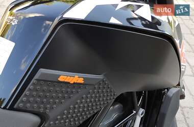 Мотоцикл Без обтекателей (Naked bike) KTM Duke 2021 в 