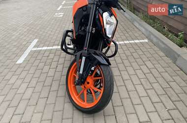 Мотоцикл Без обтекателей (Naked bike) KTM Duke 2020 в 