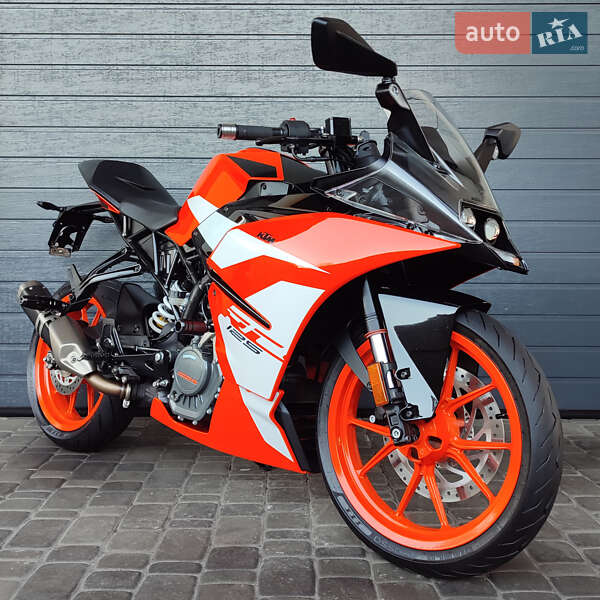 Спортбайк KTM RC 125 2018 в 