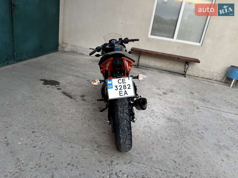 Спортбайк KTM RC 390 2017 в Товсте