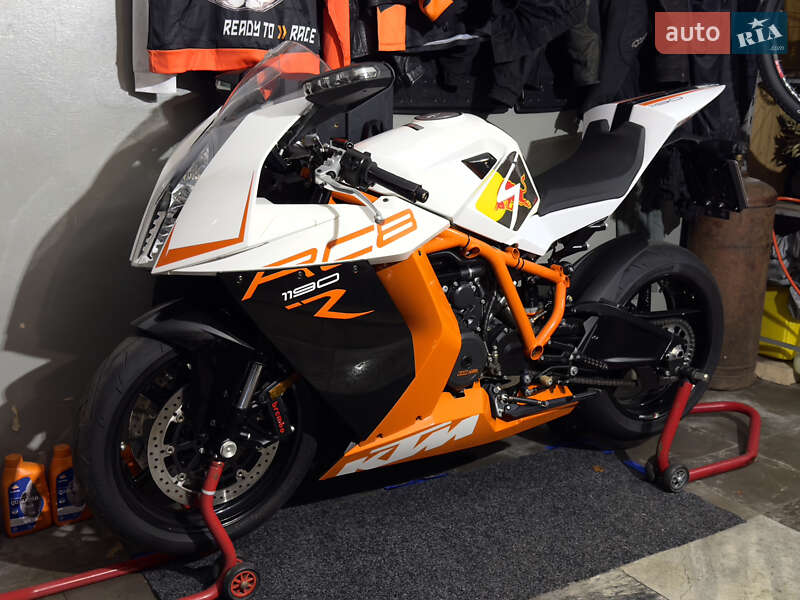 Спортбайк KTM RC 2015 в 