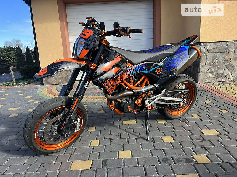 Мотоцикл Супермото (Motard) KTM SMC 690R 2015 в Нововолинську
