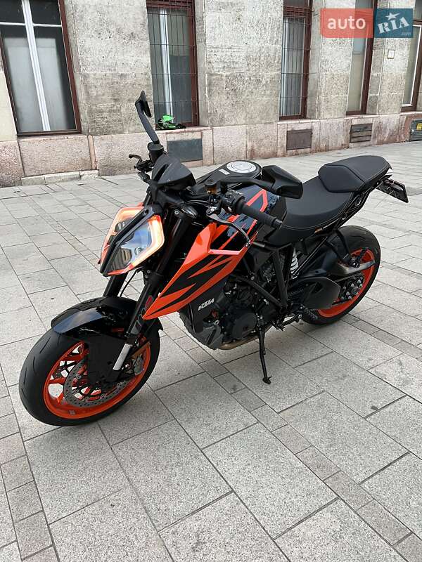 Мотоцикл Без обтікачів (Naked bike) KTM Super Duke 1290 2019 в Ужгороді