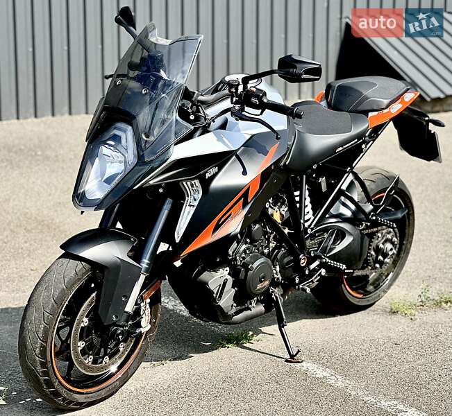 Мотоцикл Спорт-туризм KTM Super Duke 1290 2016 в 