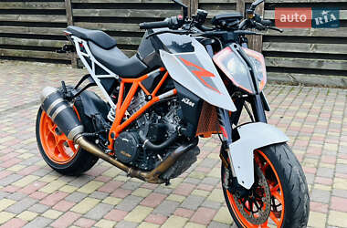 Мотоцикл Без обтекателей (Naked bike) KTM Super Duke 1290 2017 в Черкассах