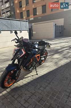 Мотоцикл Без обтекателей (Naked bike) KTM Super Duke 1290 2023 в Черноморске