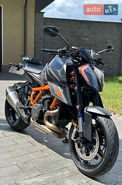 Мотоцикл Без обтікачів (Naked bike) KTM Super Duke 1290 2022 в Житомирі