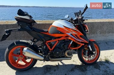 Мотоцикл Без обтекателей (Naked bike) KTM Super Duke 1290 2024 в Киеве