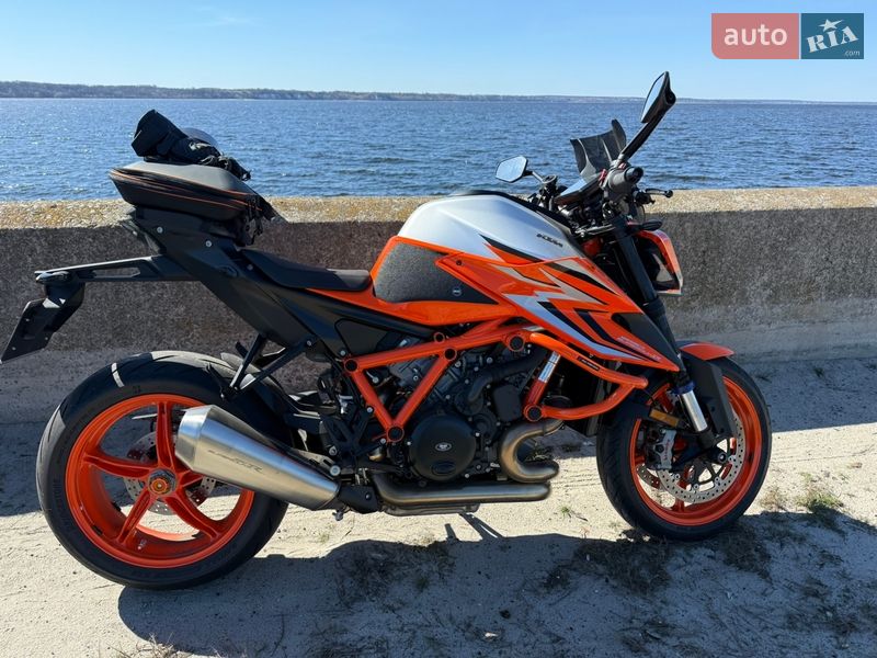 KTM Super Duke 1290 2024