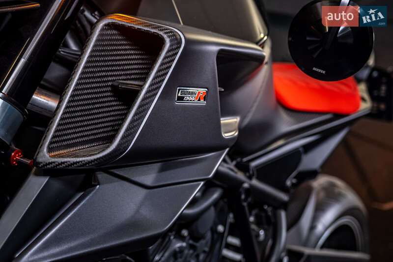 Мотоцикл Без обтекателей (Naked bike) KTM Super Duke 2022 в Киеве