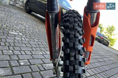 Мотоцикл Позашляховий (Enduro) KTM SX-F 2022 в 