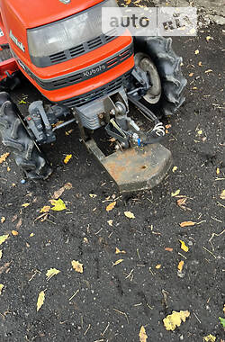 Трактор Kubota A 2010 в 
