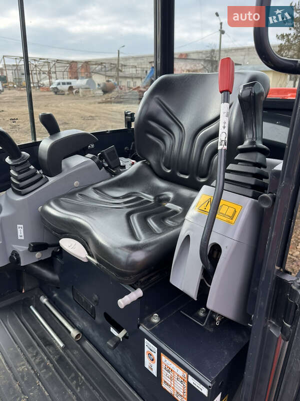 Миниэкскаватор Kubota K 2019 в Калуше