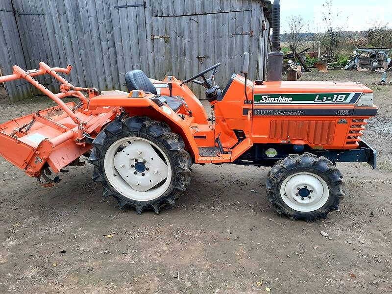 Трактор Kubota L1 2008 в 
