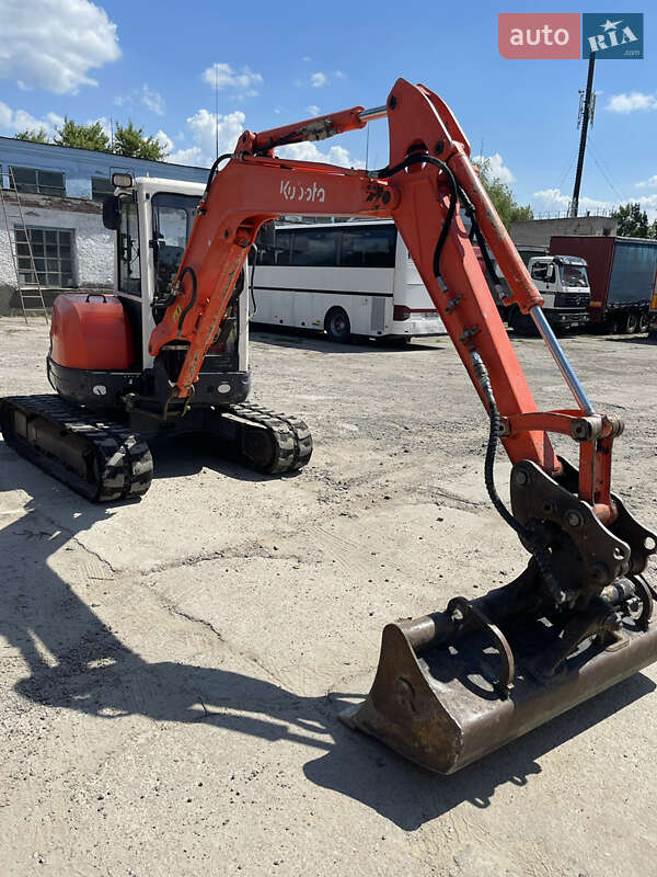Kubota U 2008