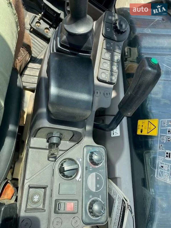 Миниэкскаватор Kubota U 2022 в Дубно фото 14 Миниэкскаватор Kubota U 2022 в Дубно