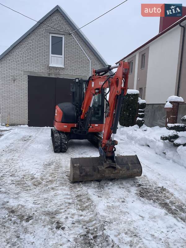 Гусеничный экскаватор Kubota U 2010 в Луцке фото 5 Гусеничный экскаватор Kubota U 2010 в Луцке