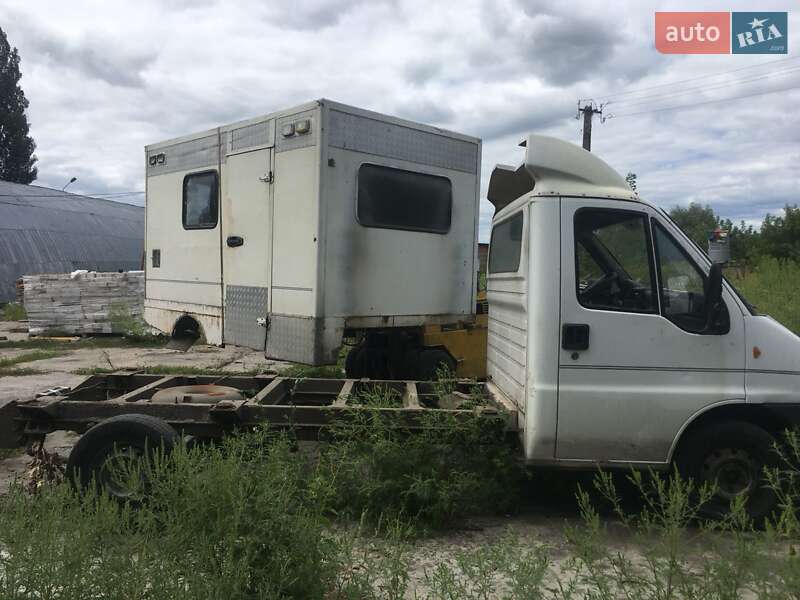 Фургон полуприцеп Купава 573100 2006 в Киеве
