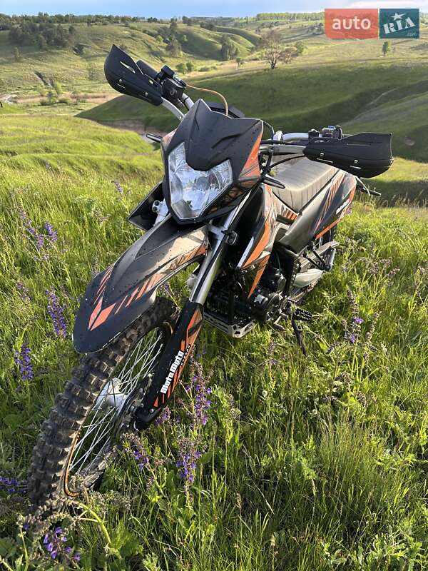 Мотоцикл Внедорожный (Enduro) Kv 250 2022 в Василькове фото Мотоцикл Внедорожный (Enduro) Kv 250 2022 в Василькове