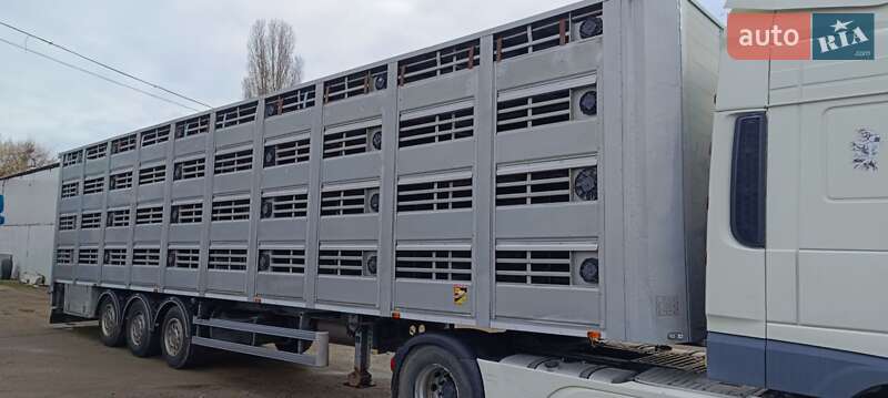 Для перевозки животных - полуприцеп Lacitrailer 3E20 2015 в Белой Церкви