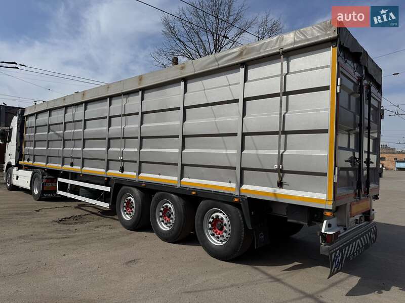 Зерновоз - полуприцеп Lacitrailer 3E20RD 2005 в Житомире