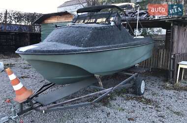 Катер Ладога 2 1998 в Дніпрі