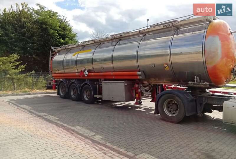 Цистерна полуприцеп LAG 0-3-375L 2001 в Виннице фото 7 Цистерна полуприцеп LAG 0-3-375L 2001 в Виннице