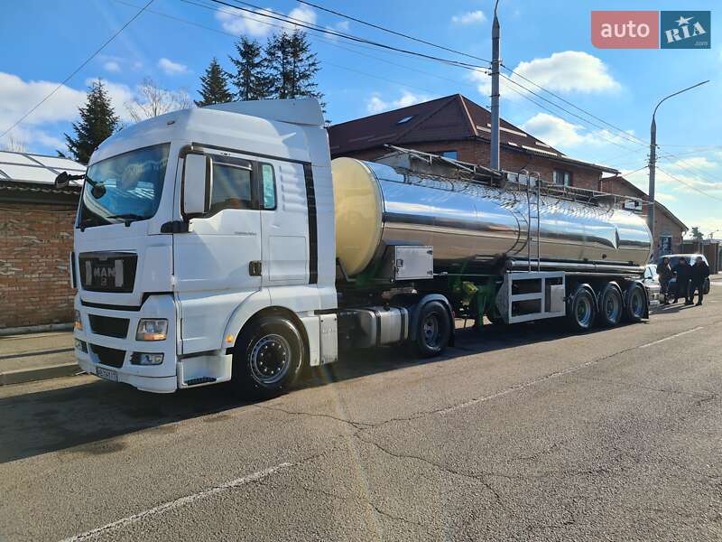 Цистерна полуприцеп LAG 0-3-39 2004 в Виннице