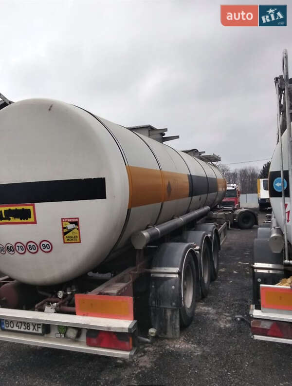 Цистерна полуприцеп LAG 0-3-39 2001 в Тернополе