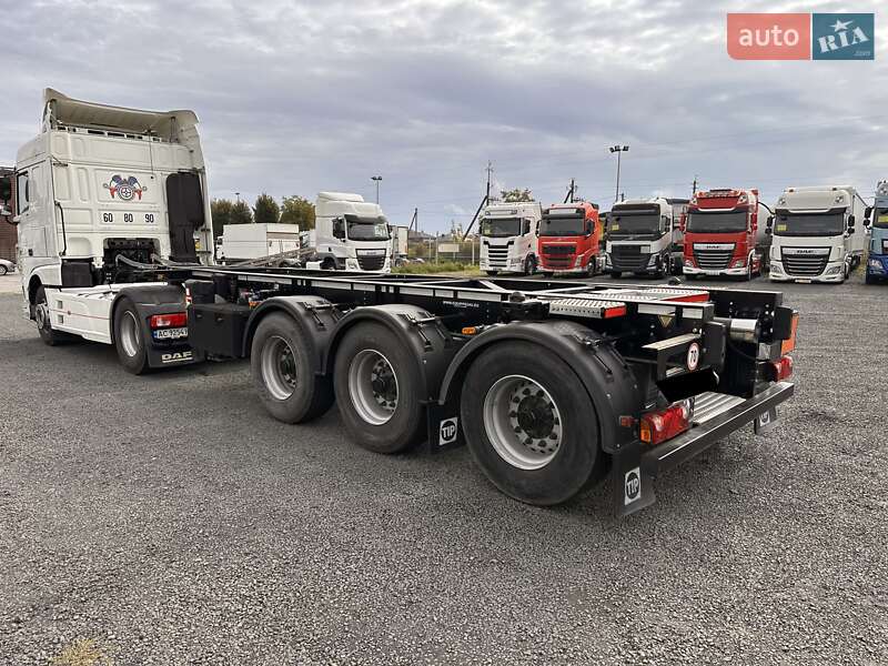 Контейнеровоз напівпричіп LAG 0-3-CC 2014 в Луцьку