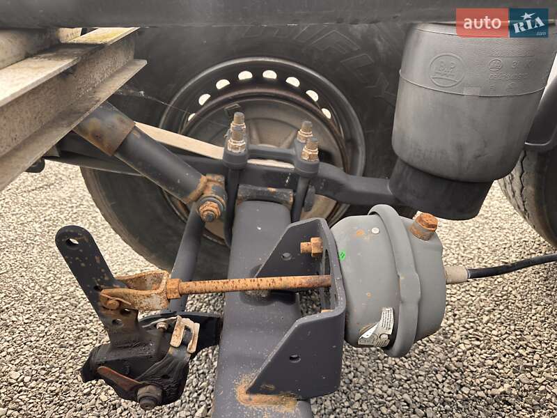 Контейнеровоз напівпричіп LAG 0-3-CC 2014 в Луцьку