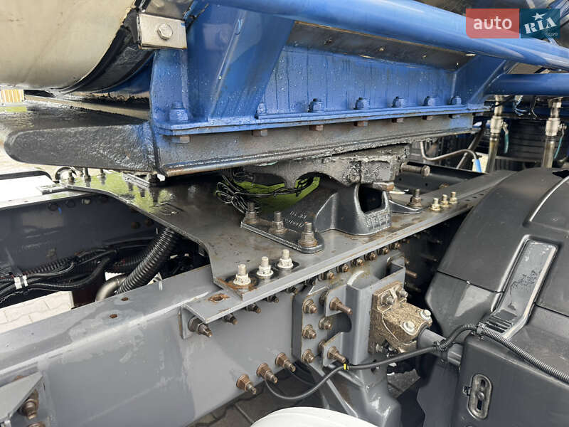 Цистерна полуприцеп LAG D3 2000 в Виннице